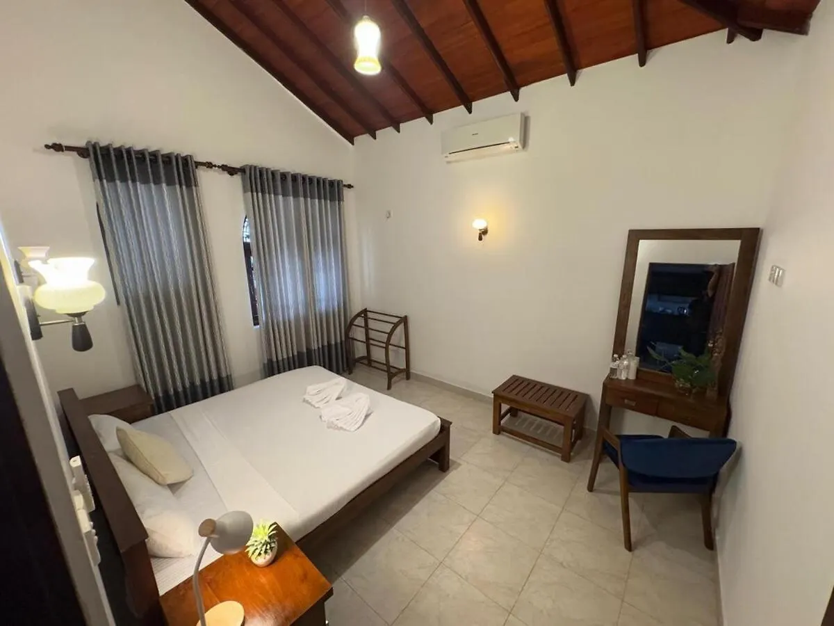 Villa Blue Bird Negombo