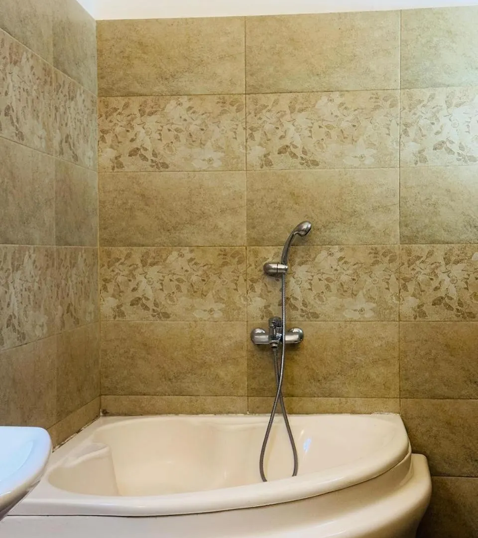 Villa Blue Bird Negombo 0*,  Šrí Lanka